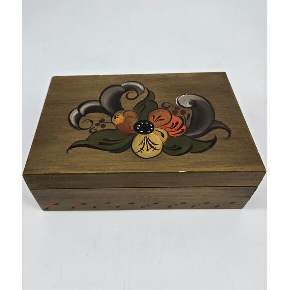 Mid Century 70s Norwegian Rosemaling Wooden Handpainted Trinket Box Hinge Signed - Picture 1 of 13